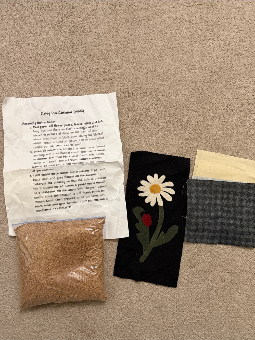 Black Daisy Wool Pin Cushion Kit